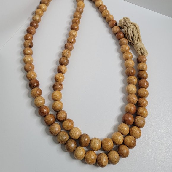 Wood Bead Garland - Picture 4 of 4
